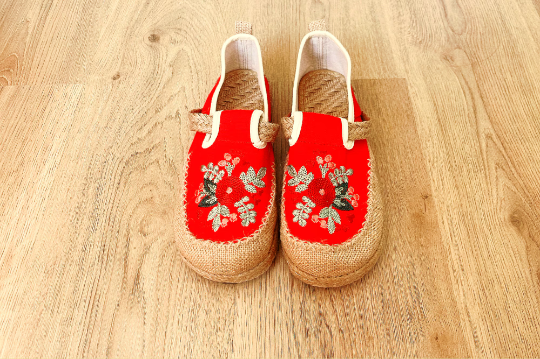 Embroidered Loafer, Wide Slip On Shoes Flat, Canvas Platform Sandals, Red/Black/Grey