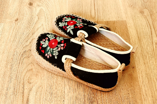 Embroidered Loafer, Wide Slip On Shoes Flat, Canvas Platform Sandals, Red/Black/Grey