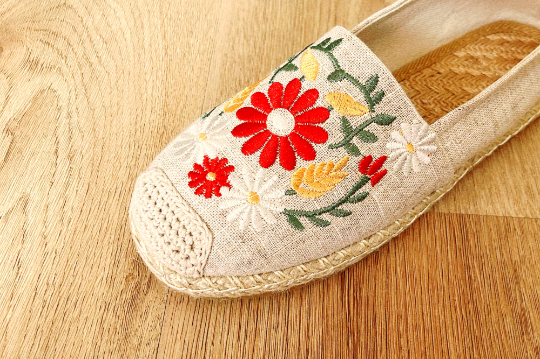 Embroidered Loafer Shoes, Slip On Shoes Sandal