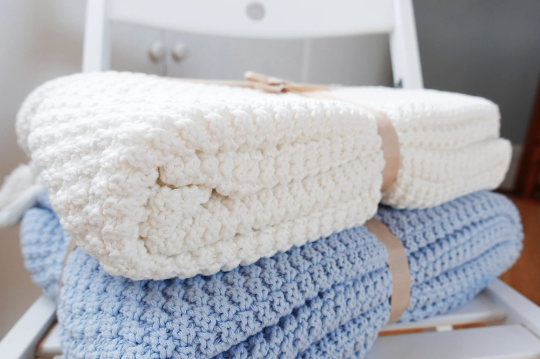 Knitted Throw Blanket