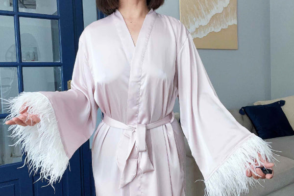 Elegant Pink Silk Bridal Robe with Feather - Ideal Gift for Bridesmaids - Full Length