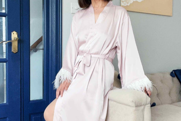 Elegant Pink Silk Bridal Robe with Feather - Ideal Gift for Bridesmaids - Full Length