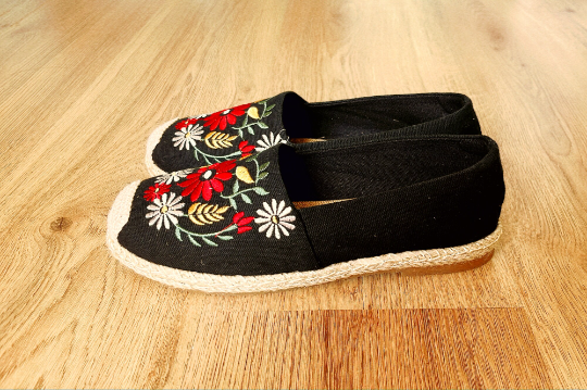 Embroidered Loafer Shoes, Slip On Shoes Sandal