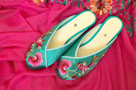 Silk Embroidered Slippers
